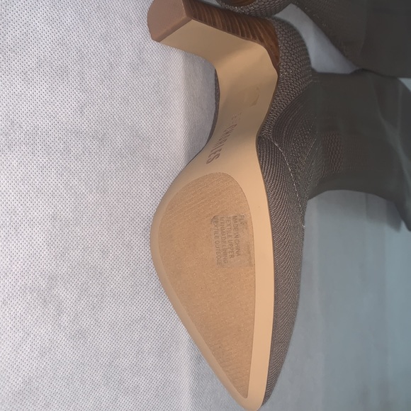 style charles womens stretch knit tall shaft pointed toe boots size 6 - Picture 3 of 4